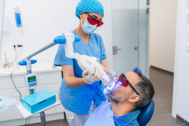 Best Emergency Tooth Extraction in Golden Gate, FL